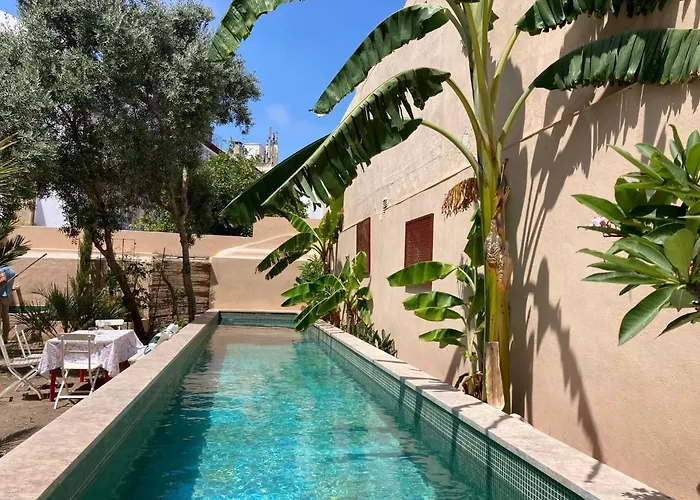 别墅 Junqueira Gardens - Casa Antiga Jardim E Piscina